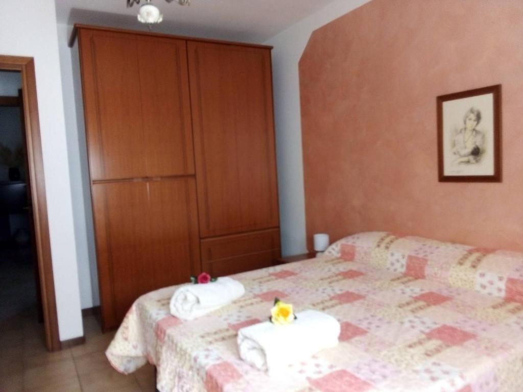 sunny villa apartment photo 2