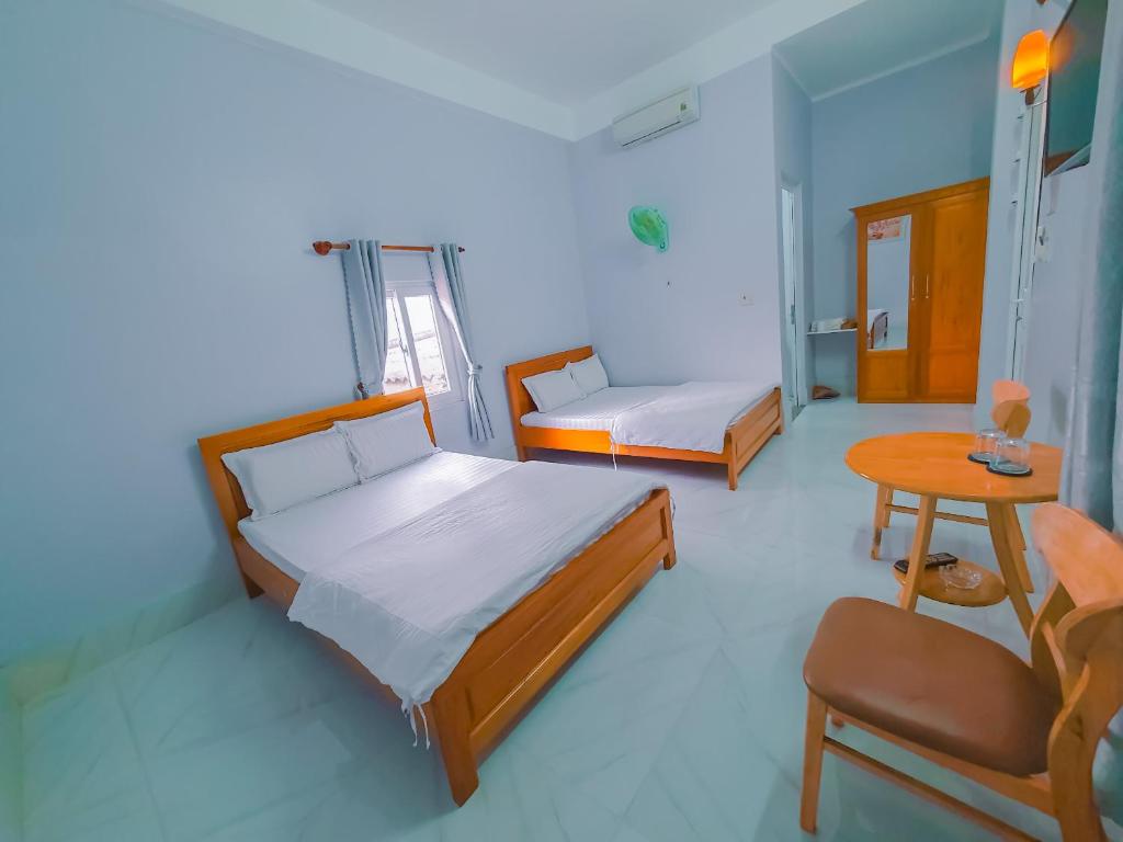 Khách Sạn MiNi Phú Quý photo 2