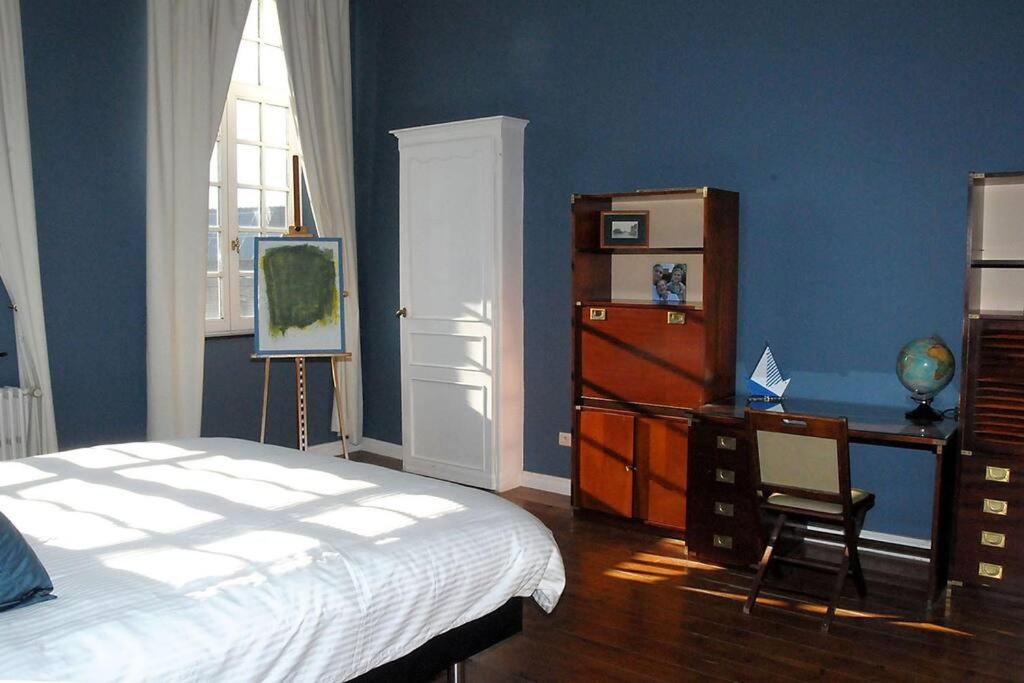 Petit château à la campagne. photo 1