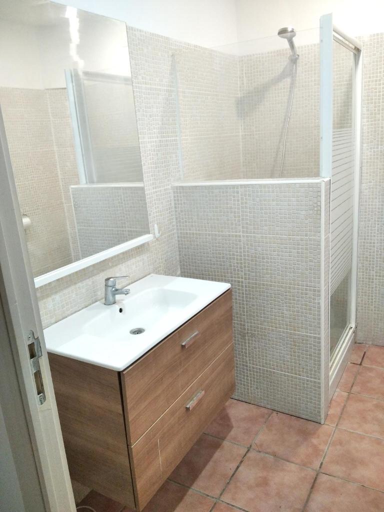 4 bedrooms villa with private pool enclosed garden and wifi at Bellvei 6 km away from the beach photo 3