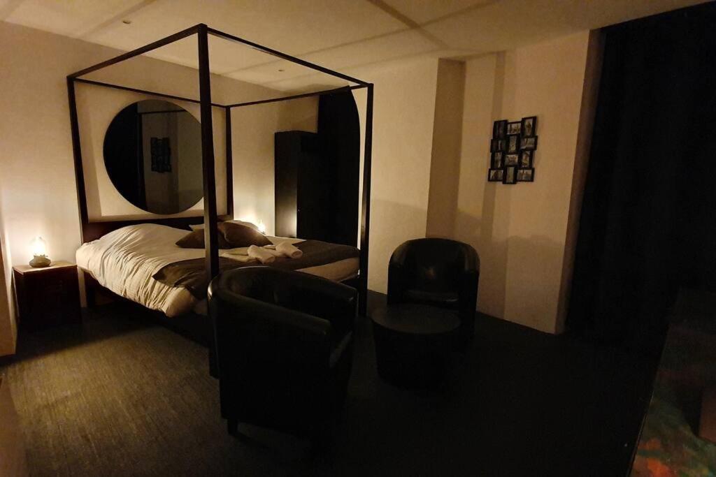 Bayeuzen - Le Baldaquin - Nuitée avec Spa Privatif photo 2