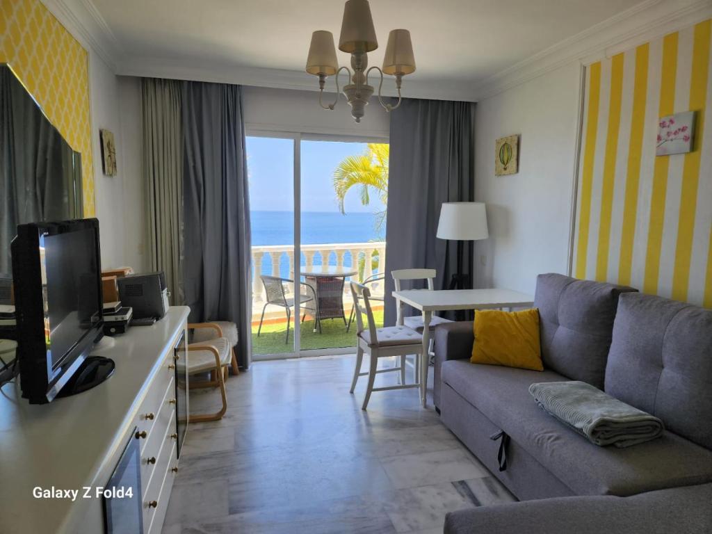 Fantastic Ocean view apartment Buena Vista with amazing Pools photo 2
