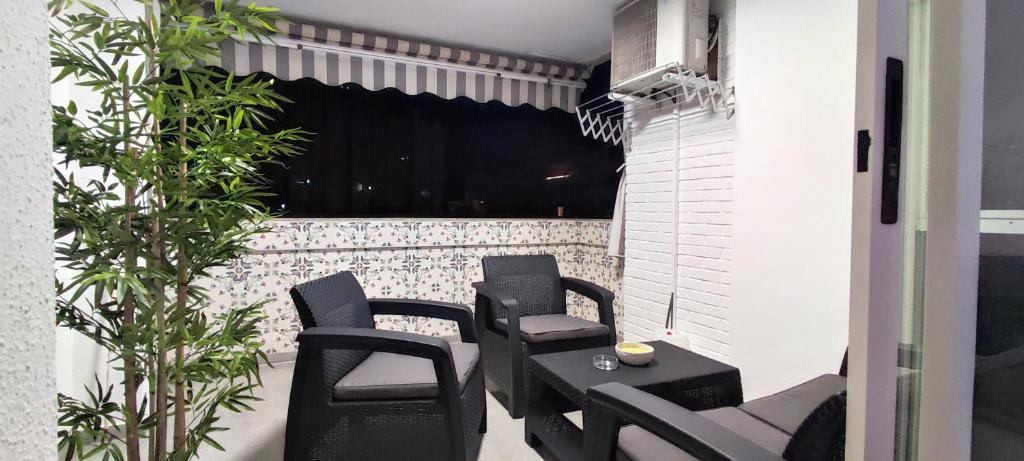 BITACORA LUX ,Comfortable Apartment 450 meters from the beach, Swimming Pool, 2 Air-Con ,Wi-Fi photo 3