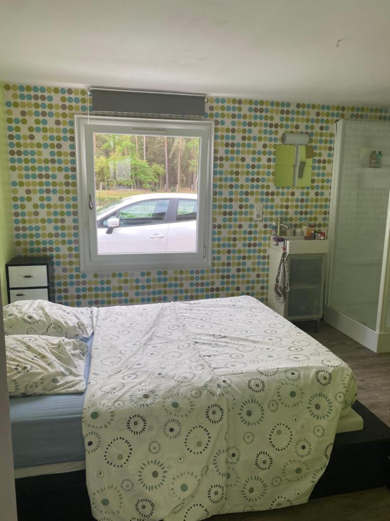 Chambre privée avec piscine proche des 24 heures photo 1