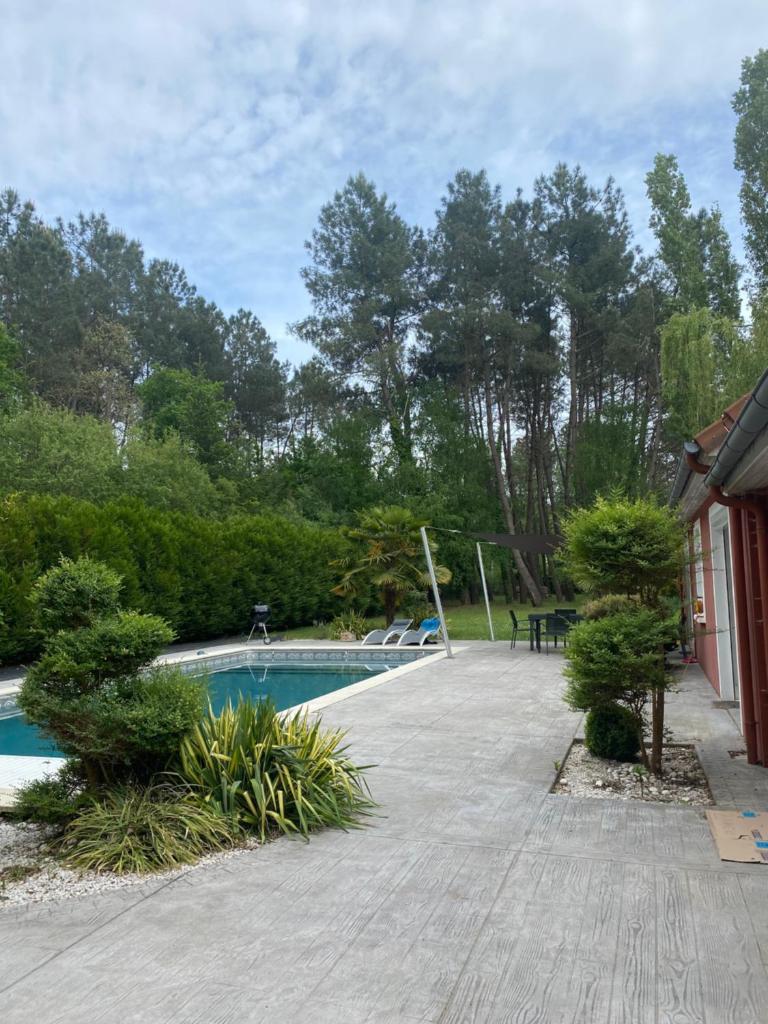Chambre privée avec piscine proche des 24 heures photo 2