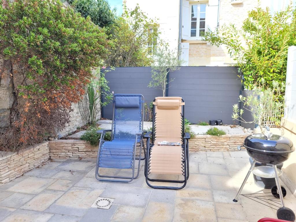 Maison de pêcheur charmante et atypique en pierre, 1 min de marche de la mer photo 3