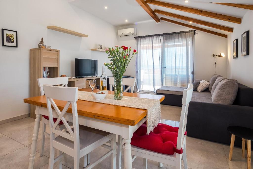 Sunny Apartments photo 4