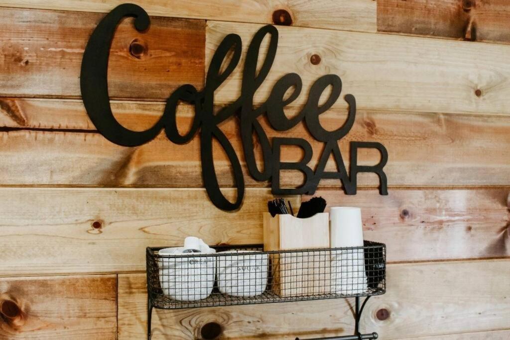 Muskogee Guest FavoriteHuge YardCoffee Bar! photo 3