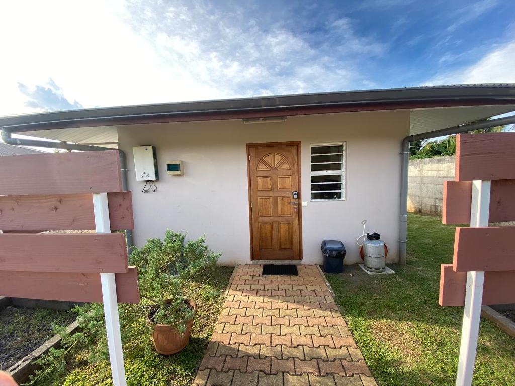Jorsen House Tahiti 2 : bungalow confortable photo 1