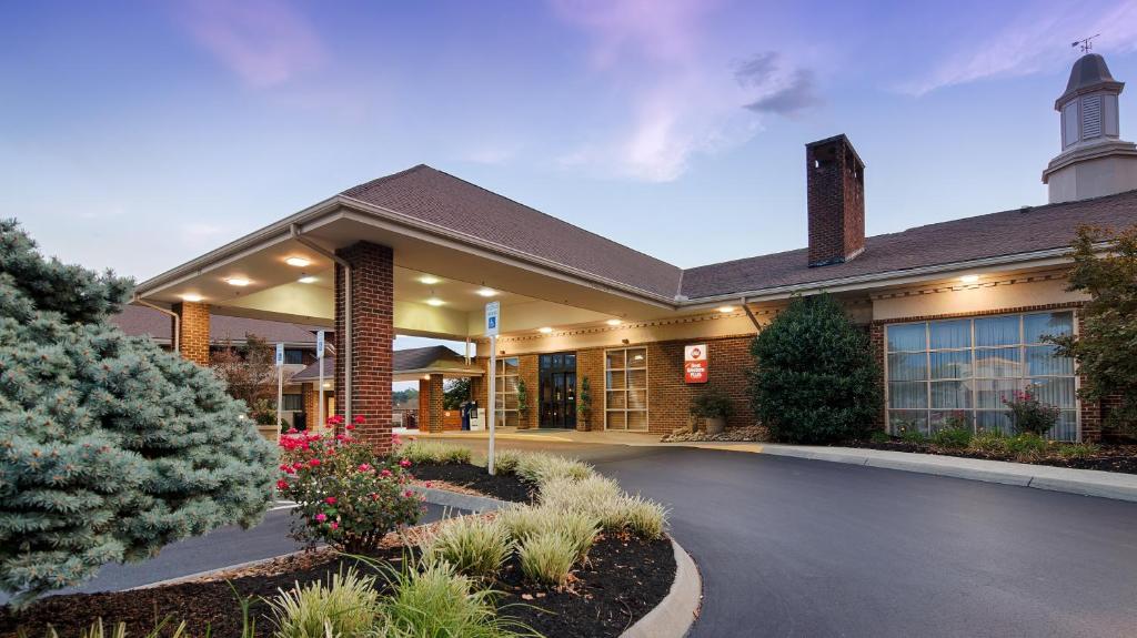 Best Western Plus Morristown Conference Center Hotel image