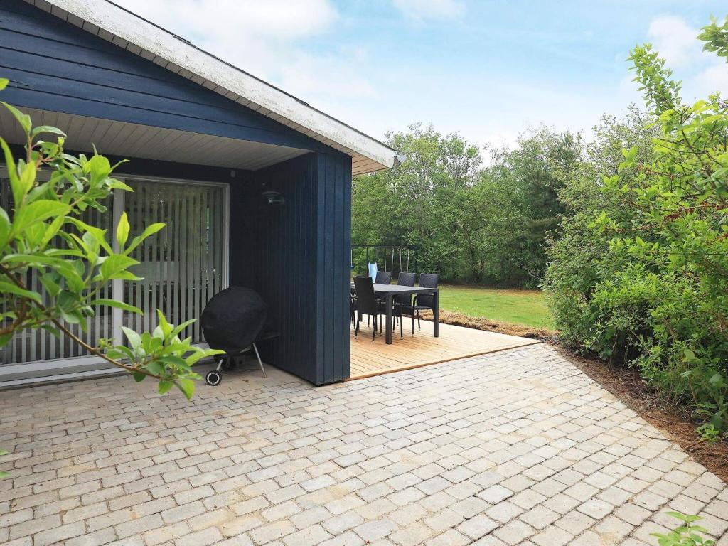 Two-Bedroom Holiday home in Thyholm 4 photo 2