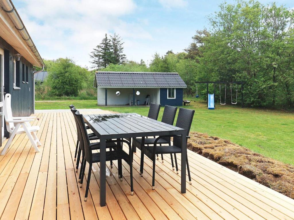 Two-Bedroom Holiday home in Thyholm 4 photo 3