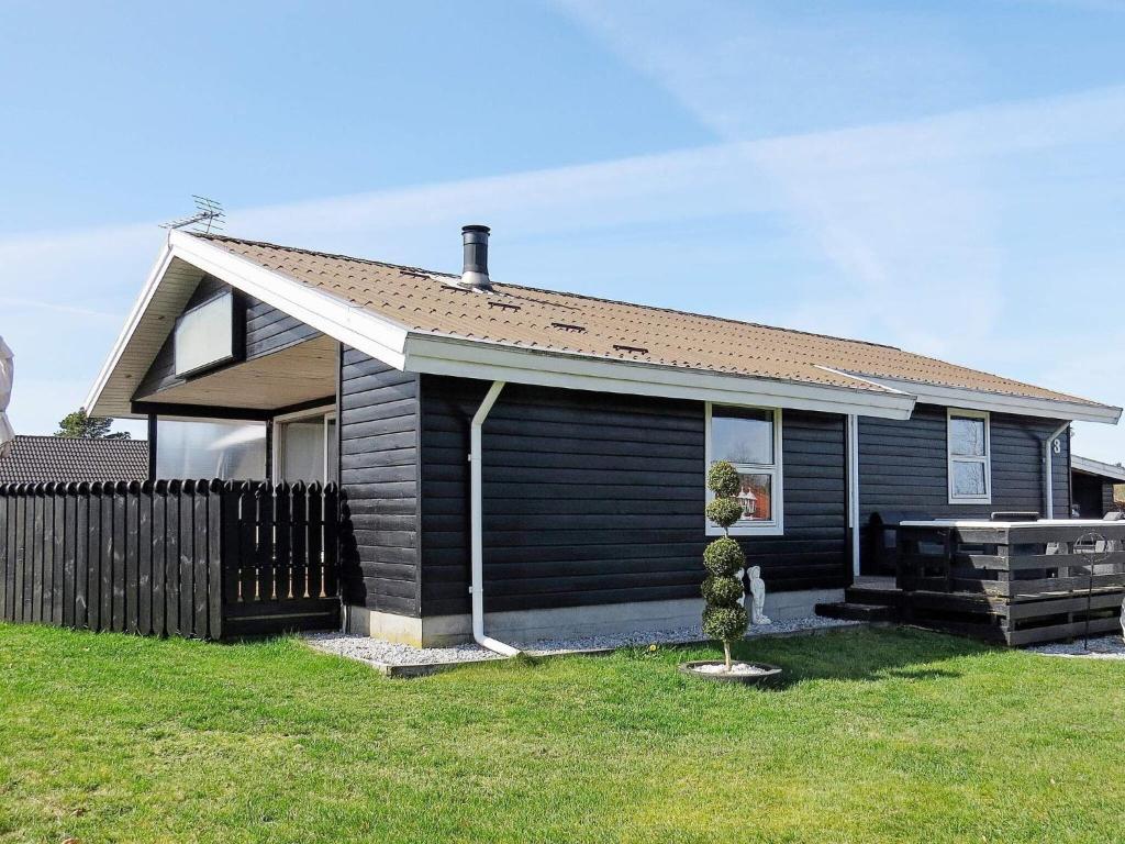 6 person holiday home in Hals photo 3