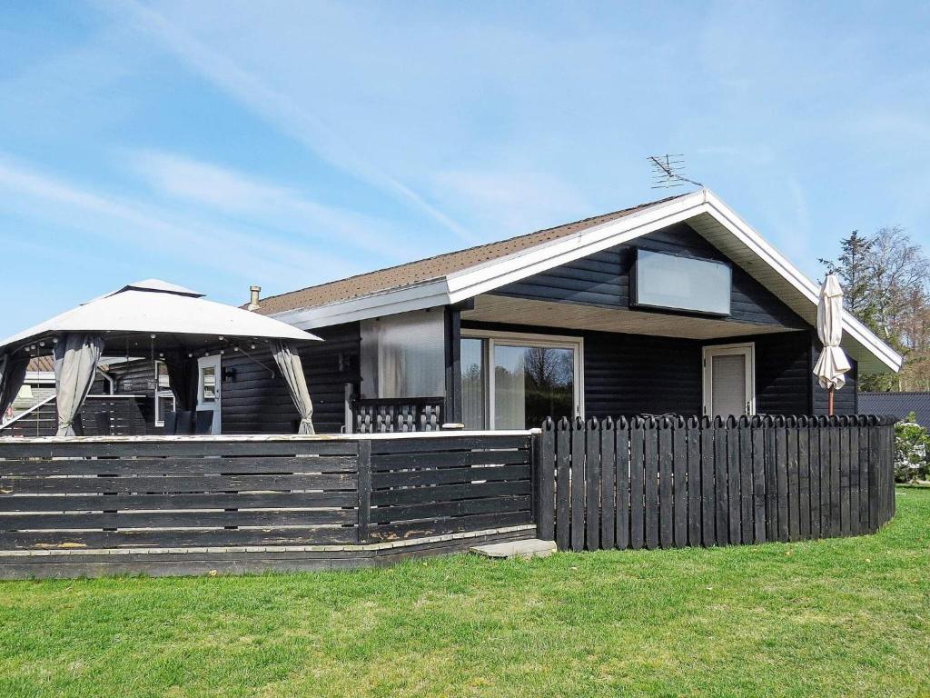 6 person holiday home in Hals photo 2