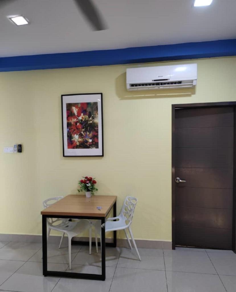 Shaftsbury Residence Cyberjaya with free parking & Netflix