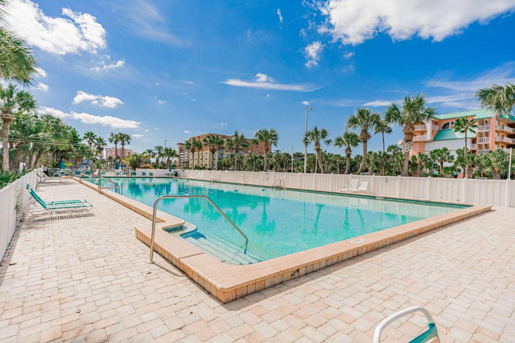 Beach Retreat at BVG image