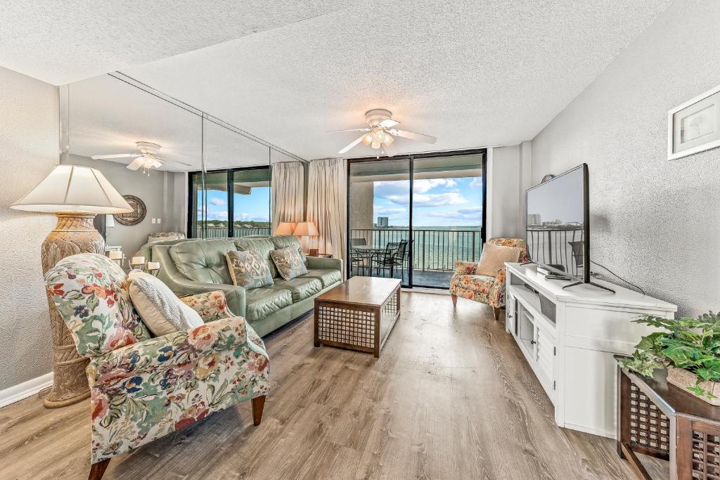 Compass Point 303 image