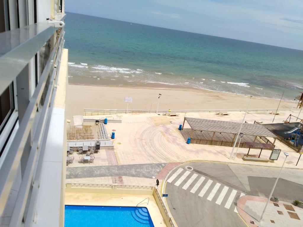 Acogedor estudio con vistas al mar 1ªLínea photo 2