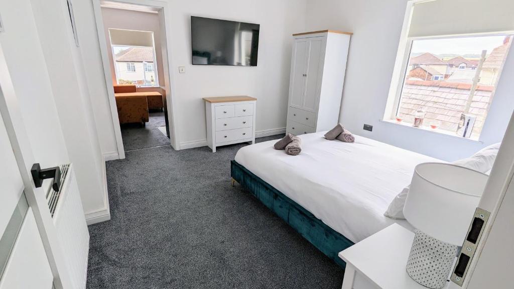 Coastal Hideaway by Seaside Llandudno