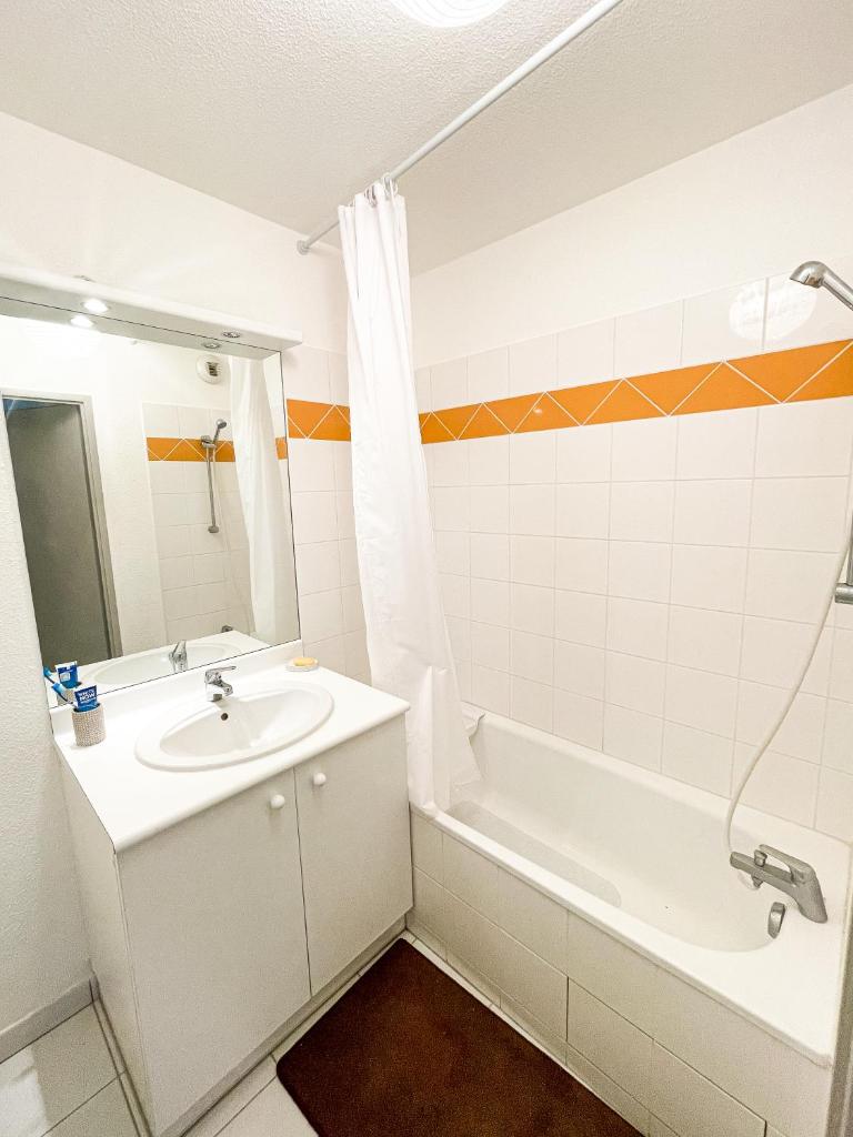 Appartement en Résidence avec Piscine photo 3