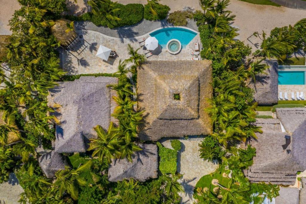 CALETON 9 OCEAN VIEW CHEF MAiD BUTLER POOL AND EDEN ROC ACCESS photo 2