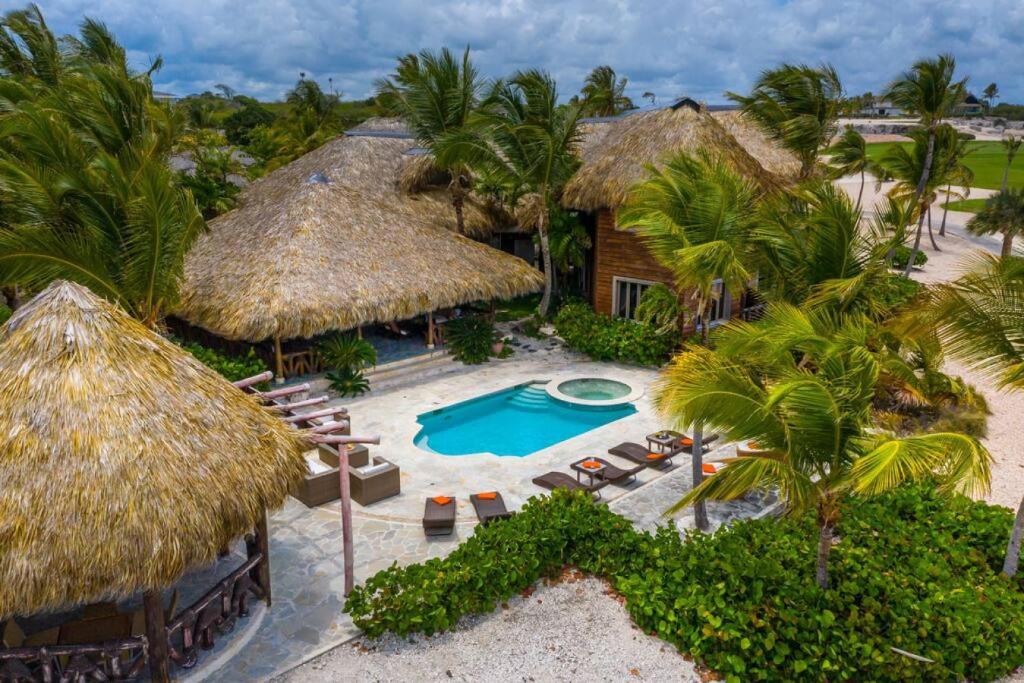 CALETON 8 OCEAN VIEW WITH POOL CHEF BUTLER MAiD EDEN ROC BEACH CLUB ACCESS photo 1