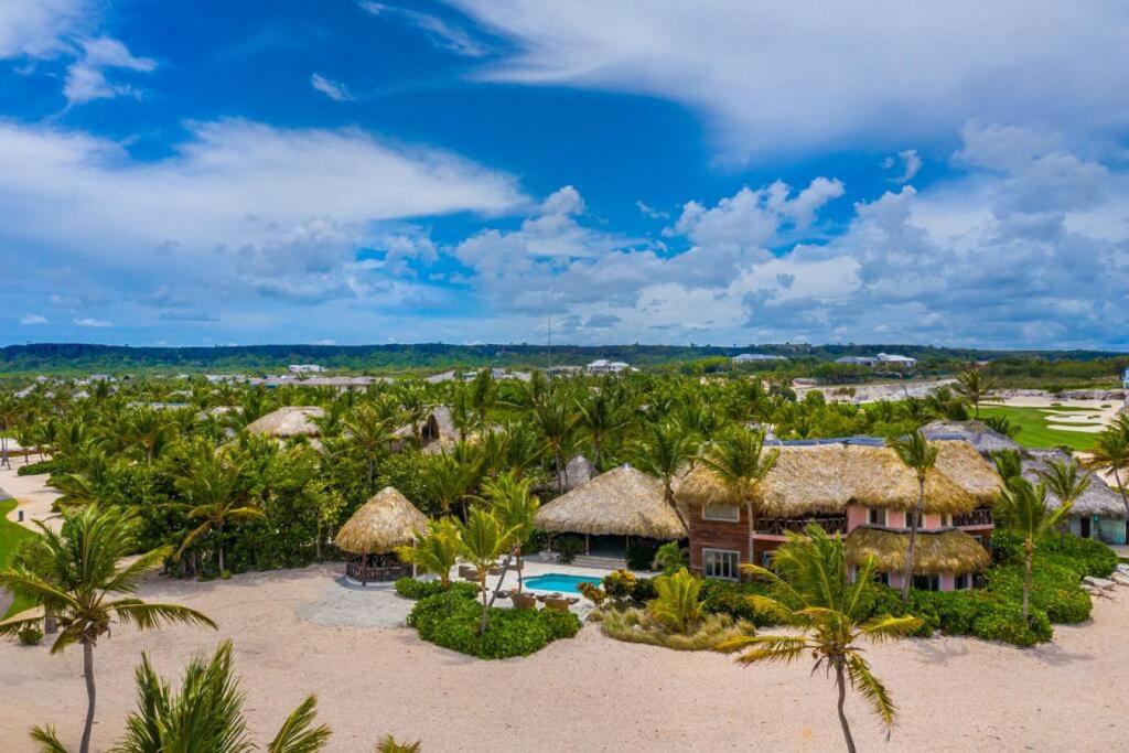 CALETON 8 OCEAN VIEW WITH POOL CHEF BUTLER MAiD EDEN ROC BEACH CLUB ACCESS photo 4