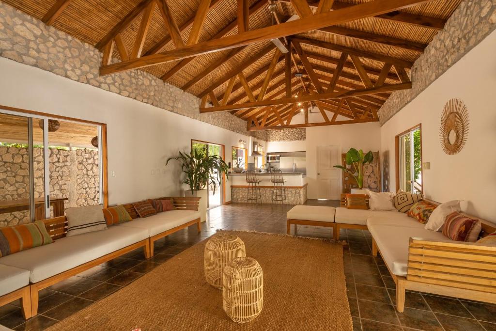 Dream Surf House Avellana photo 1