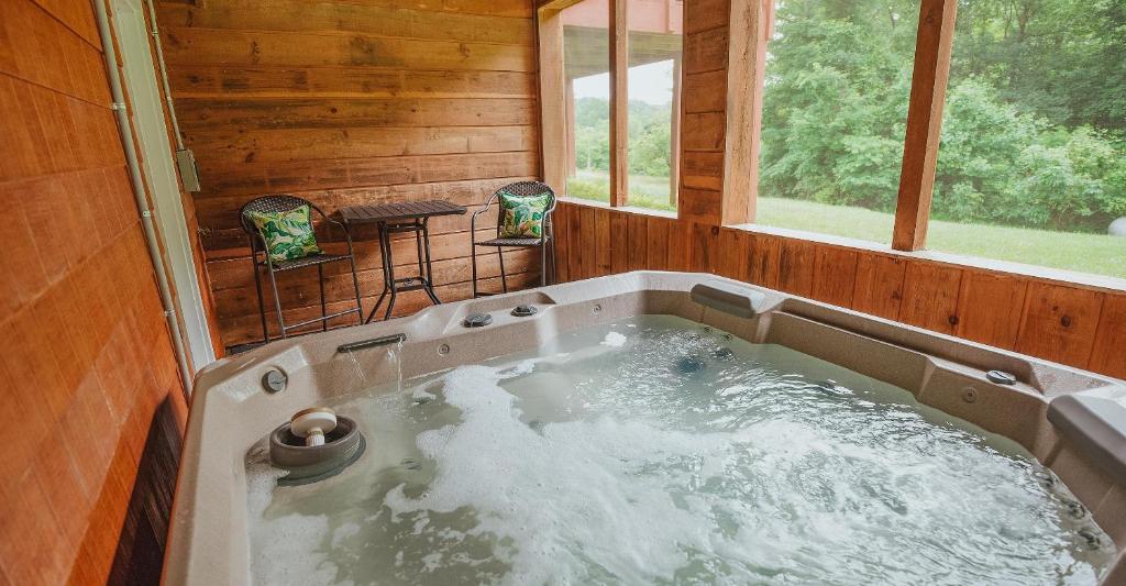 Lorettas Cabin photo 3