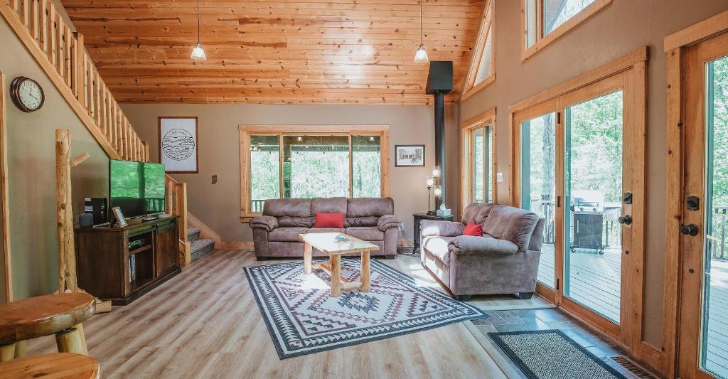 Paradise View Log Cabin photo 3