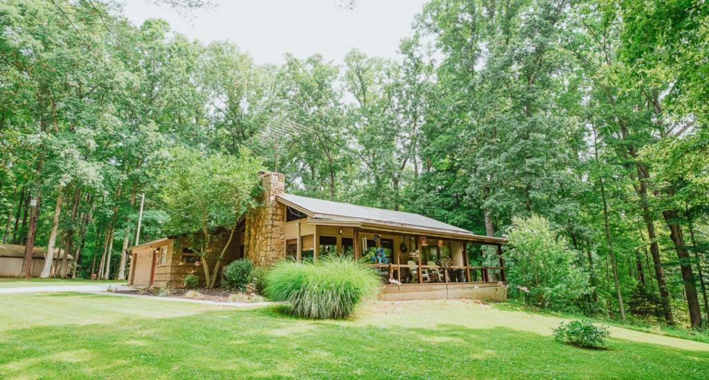 Redwood Lake Cabin image