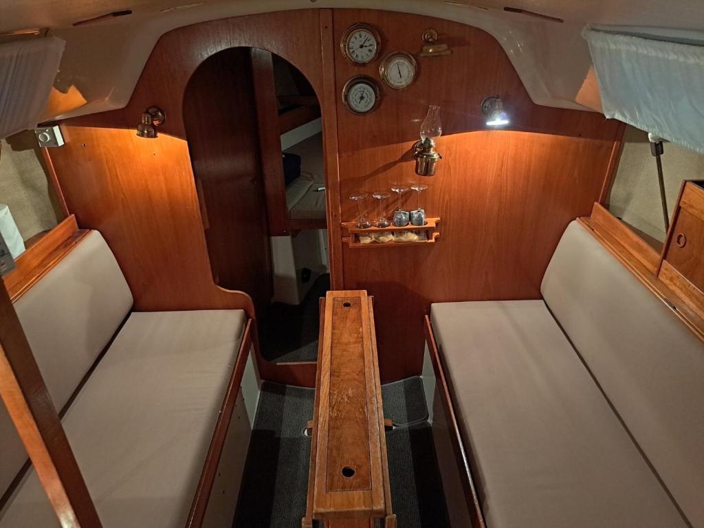 Unique boat photo 2