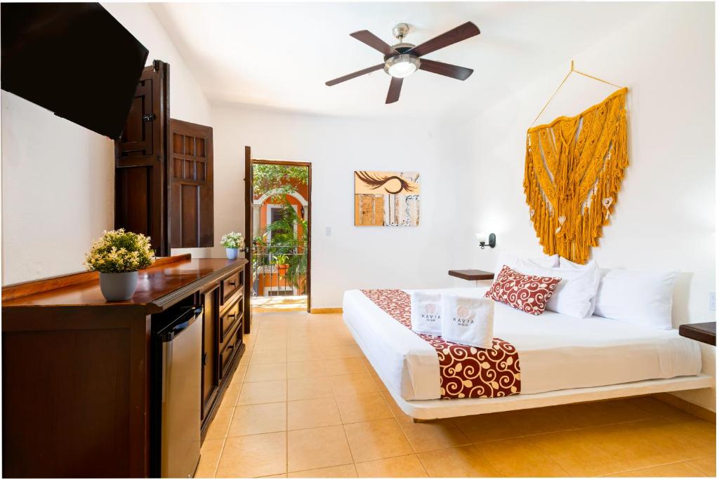 Hotel Casa de las Flores photo 1