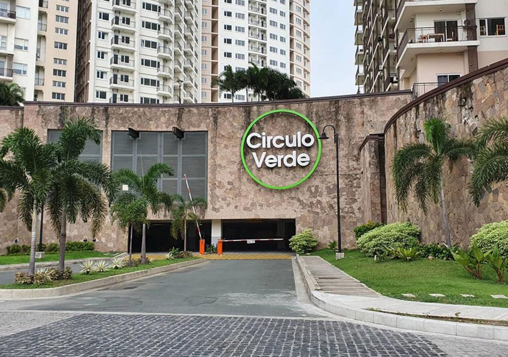 Fabulous View Circulo Verde, Manila QC photo 1