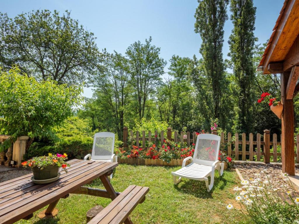 Gîte Tursac, 2 pièces, 2 personnes - FR-1-616-131 photo 1