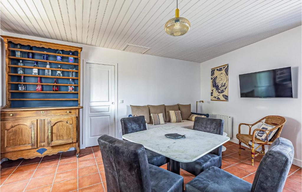 Amazing Home In Noirmoutier En Lile With Wifi And 1 Bedrooms photo 2