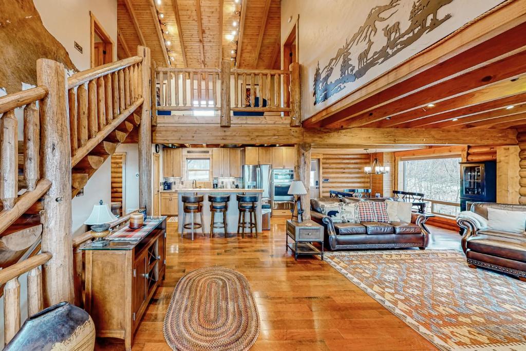 High Country Hideaway photo 1