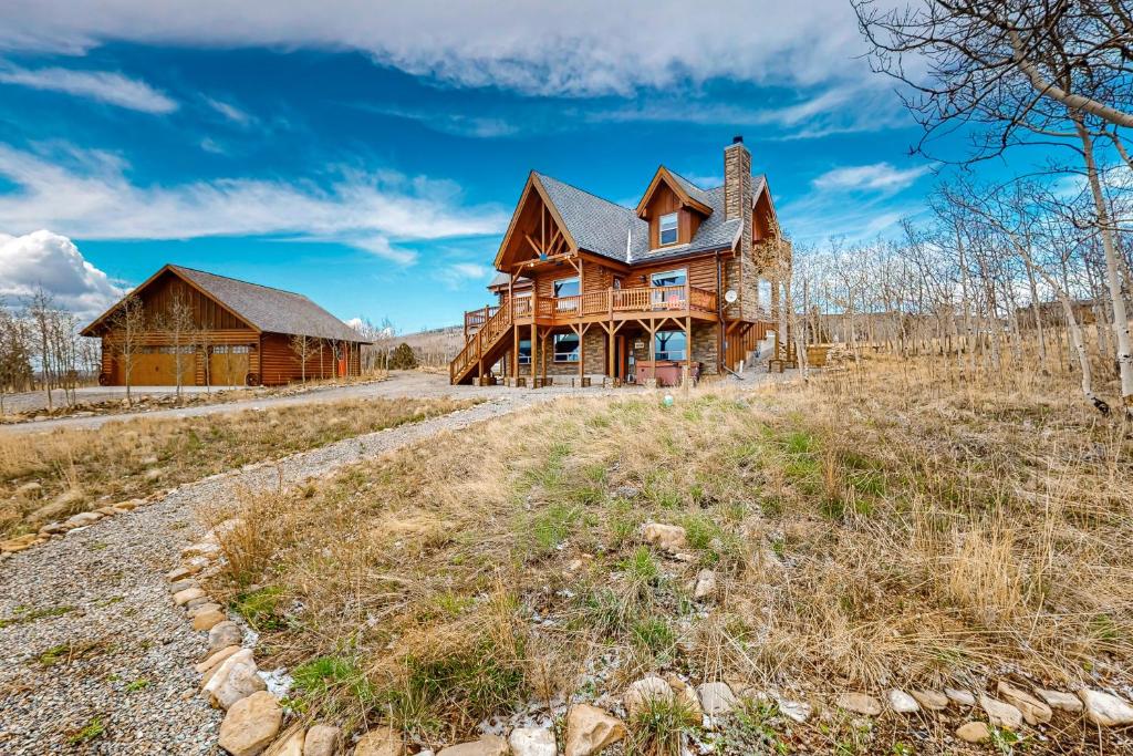 High Country Hideaway photo 3