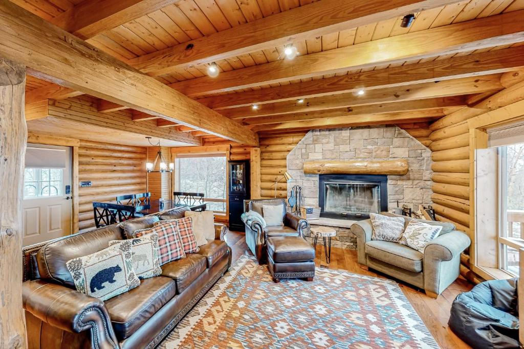 High Country Hideaway photo 4