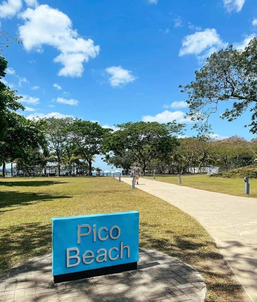 Pico De Loro Room Rental photo 2