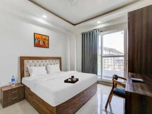 OYO 81358 Hotel Green Star