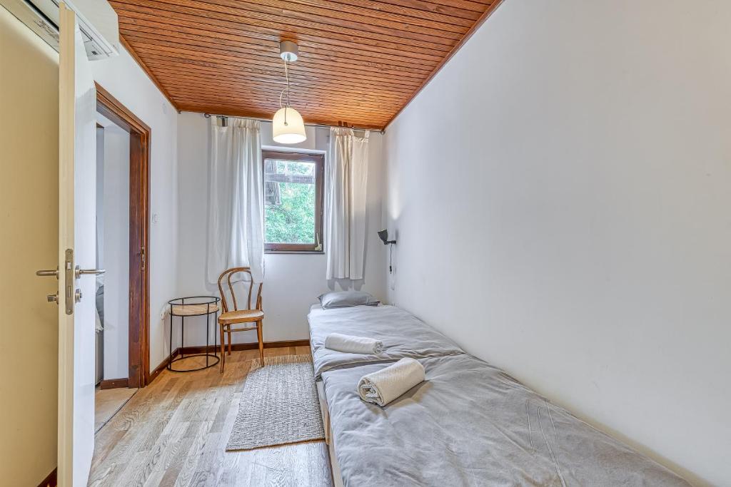 Lovely House Near Zagreb With Terrace - Happy Rentals photo 3