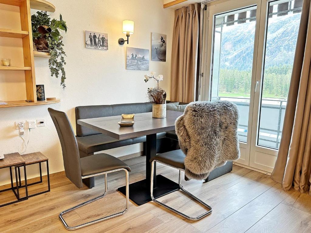 45m2 Alpenschick mit Ausblick - Pool - 2P. - E405 photo 4