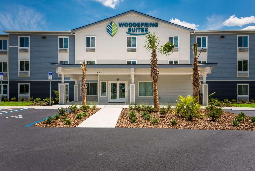 WoodSpring Suites Inverness photo 1