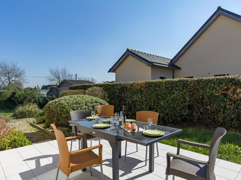 Holiday Home L'Hermine - PLC228 by Interhome photo 1