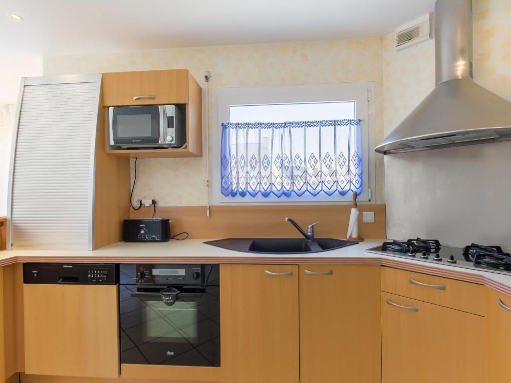 Holiday Home L'Hermine - PLC228 by Interhome photo 4