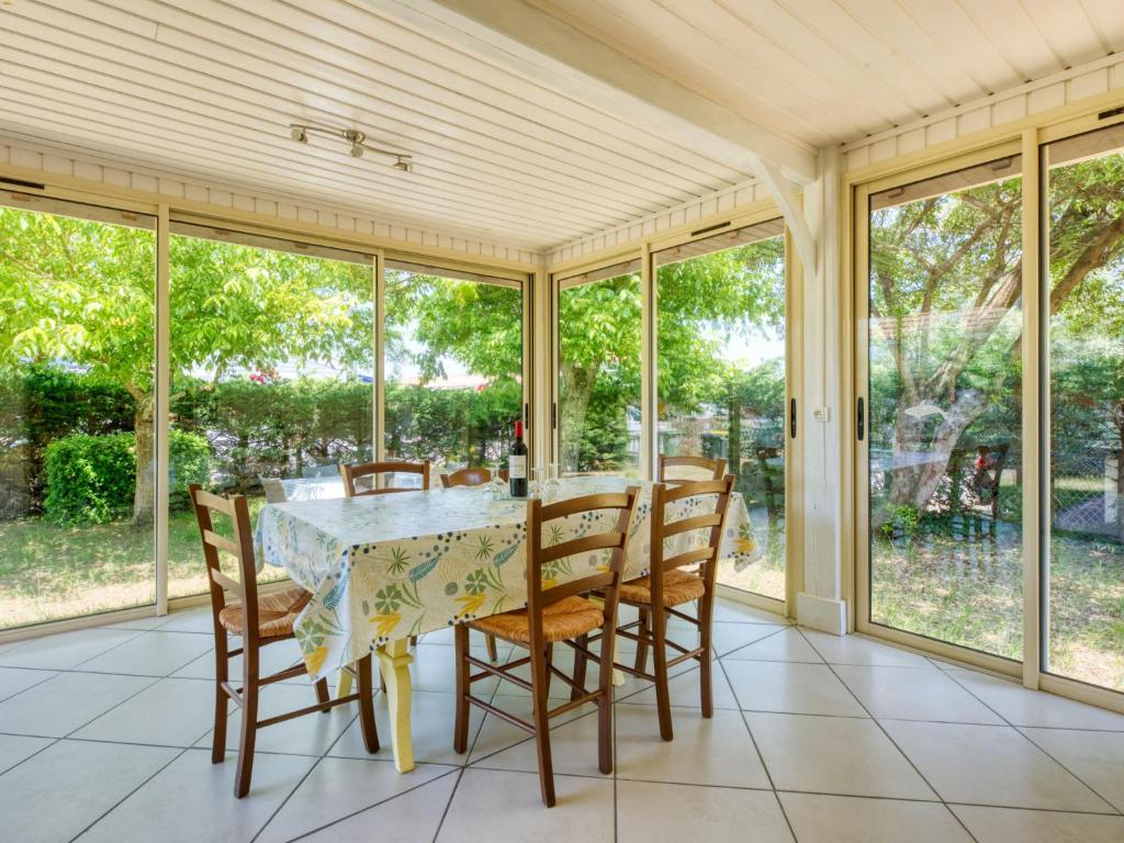 Holiday Home La Côte d'Argent - MVT175 by Interhome photo 1