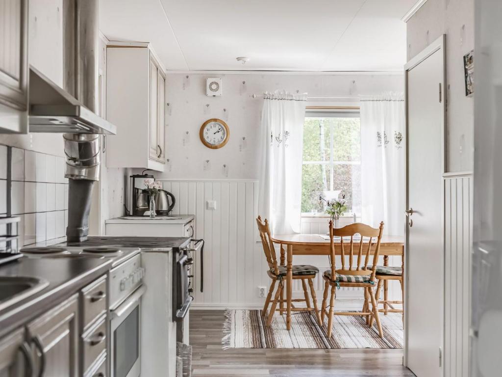 Chalet Björkebo - HAL024 by Interhome photo 3
