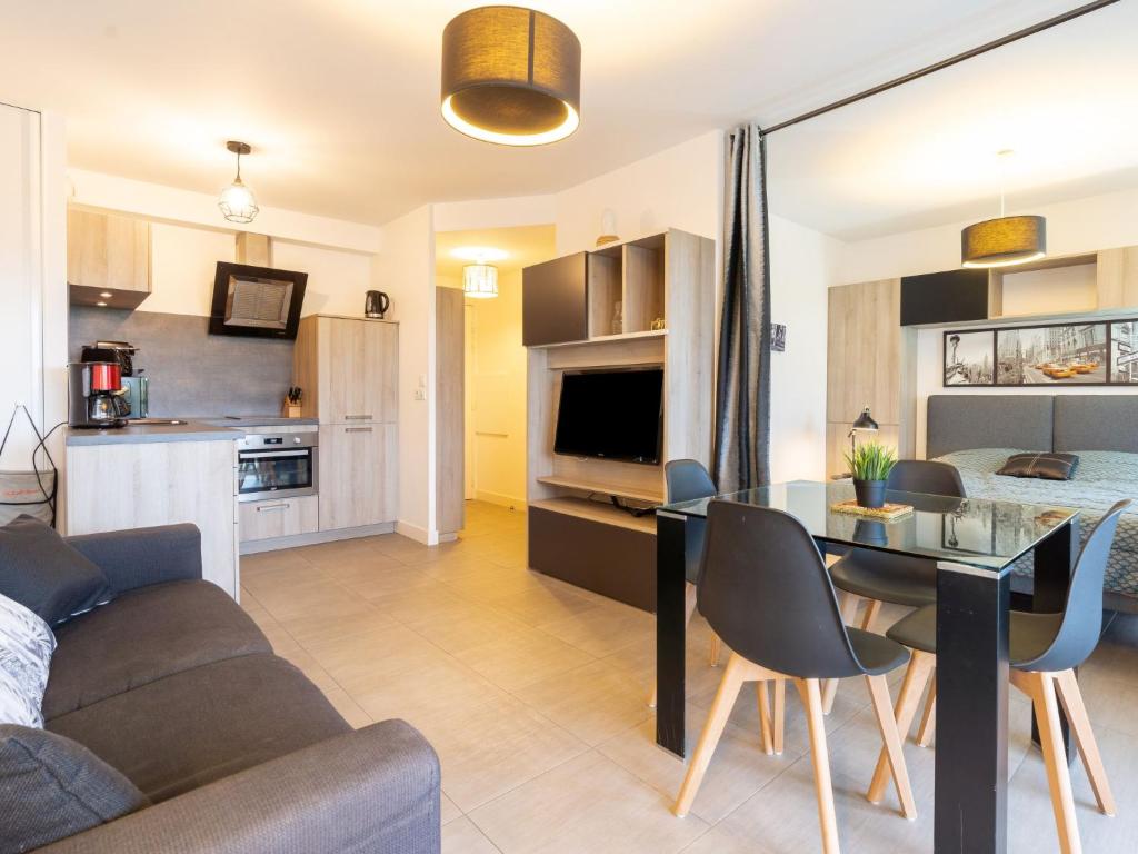 Apartment Les hauts de Baillenia by Interhome photo 4