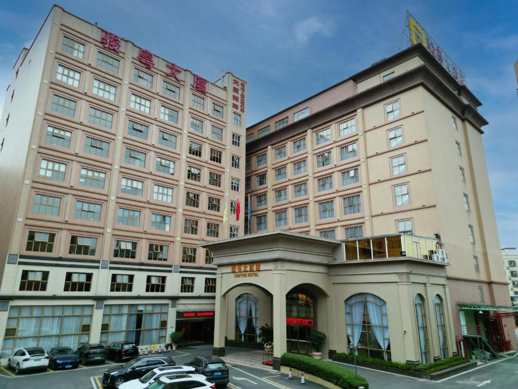 Junyue Hotel photo 1
